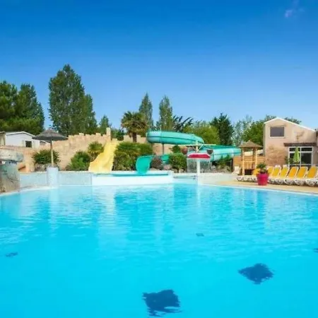Mobilhome 4 Etoiles - Piscine - Efceif Holiday home