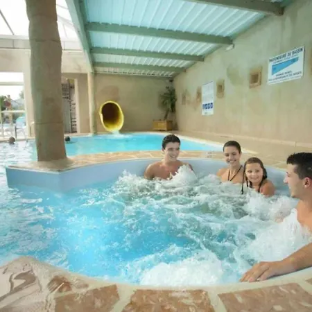 Mobilhome 4 Etoiles - Piscine - Efceif Holiday home L'Ile-d'Olonne